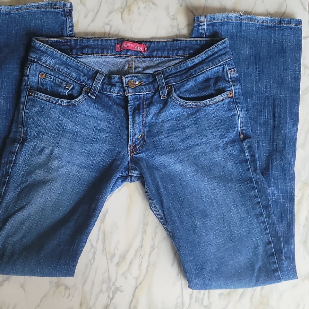 Womens levis pants/boot cut